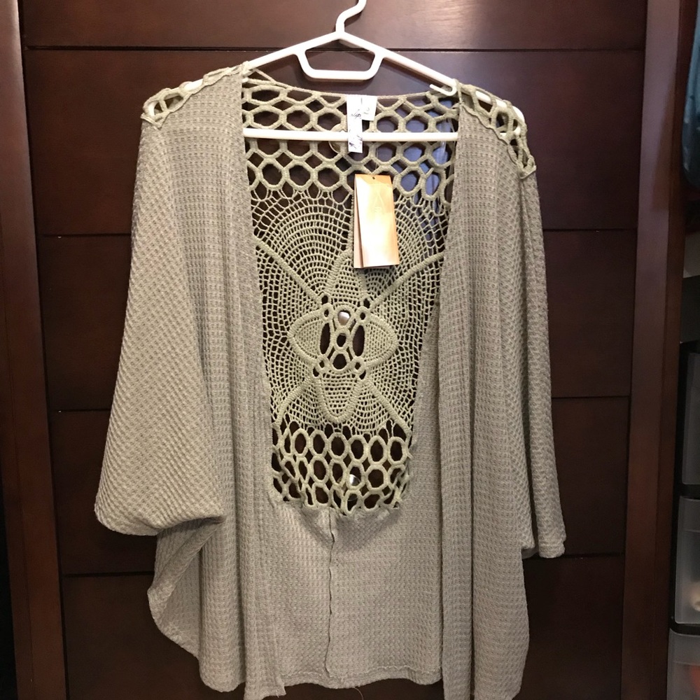 NWT Francesca’s cardigan